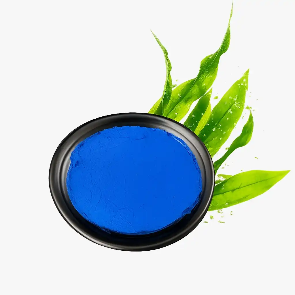 Umgubo we-spirulina oluhlaza okwesibhakabhaka othengiswa ngobuninzi